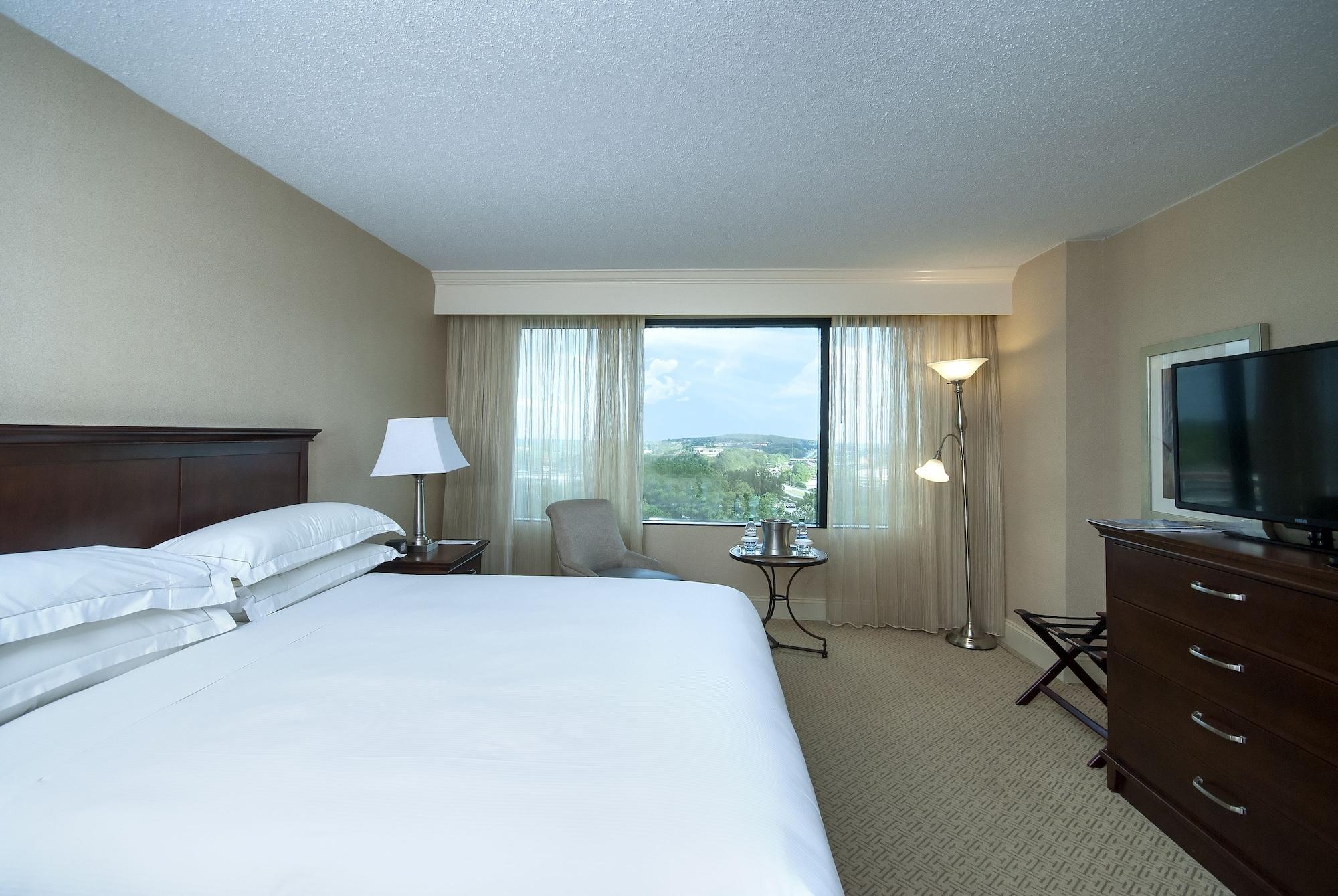 Hilton Greenville Exteriér fotografie