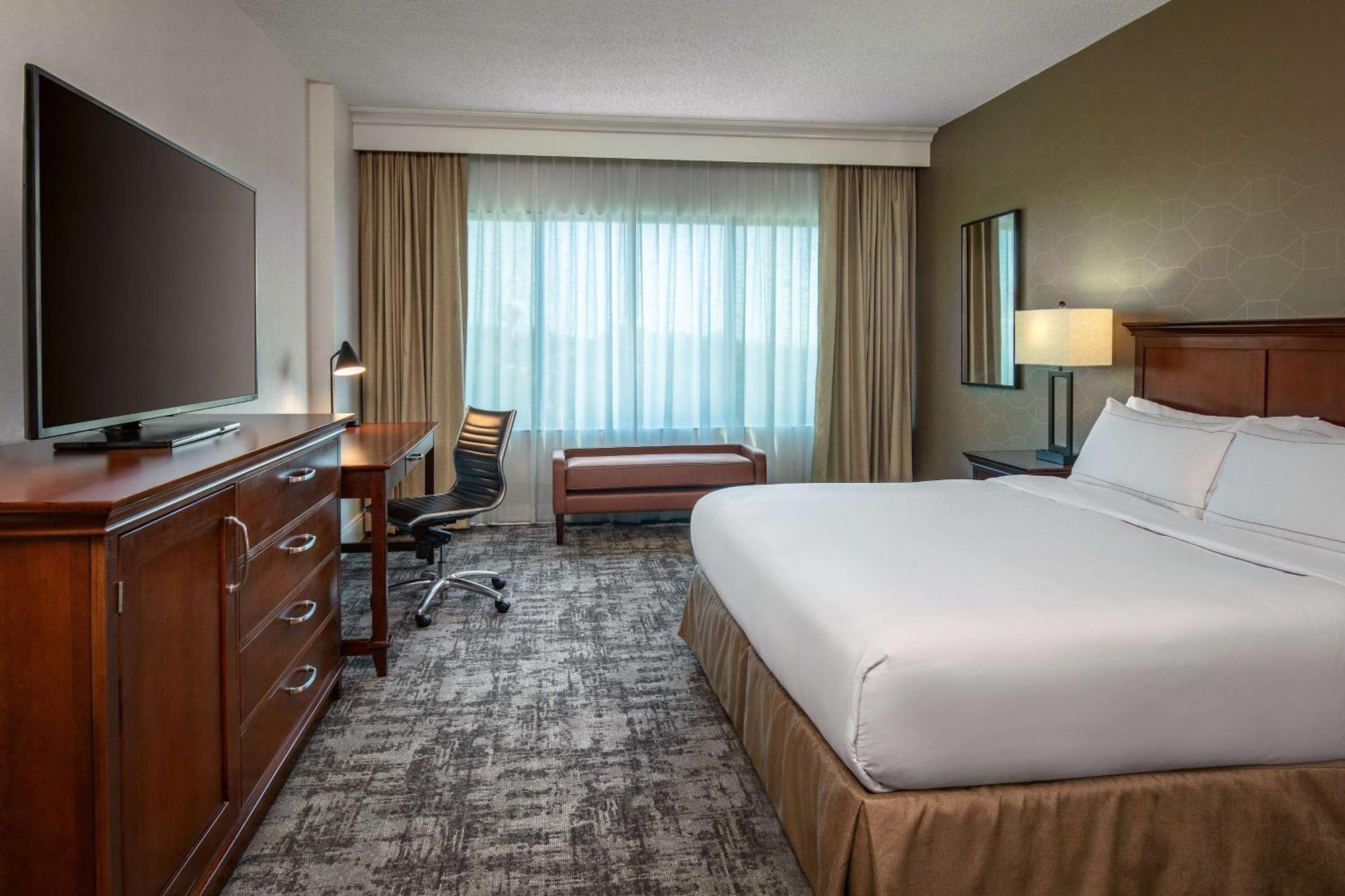 Hilton Greenville Exteriér fotografie